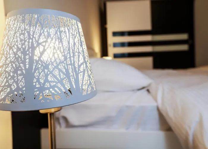 Erythrina #colony_deluxe_suite سالونيك